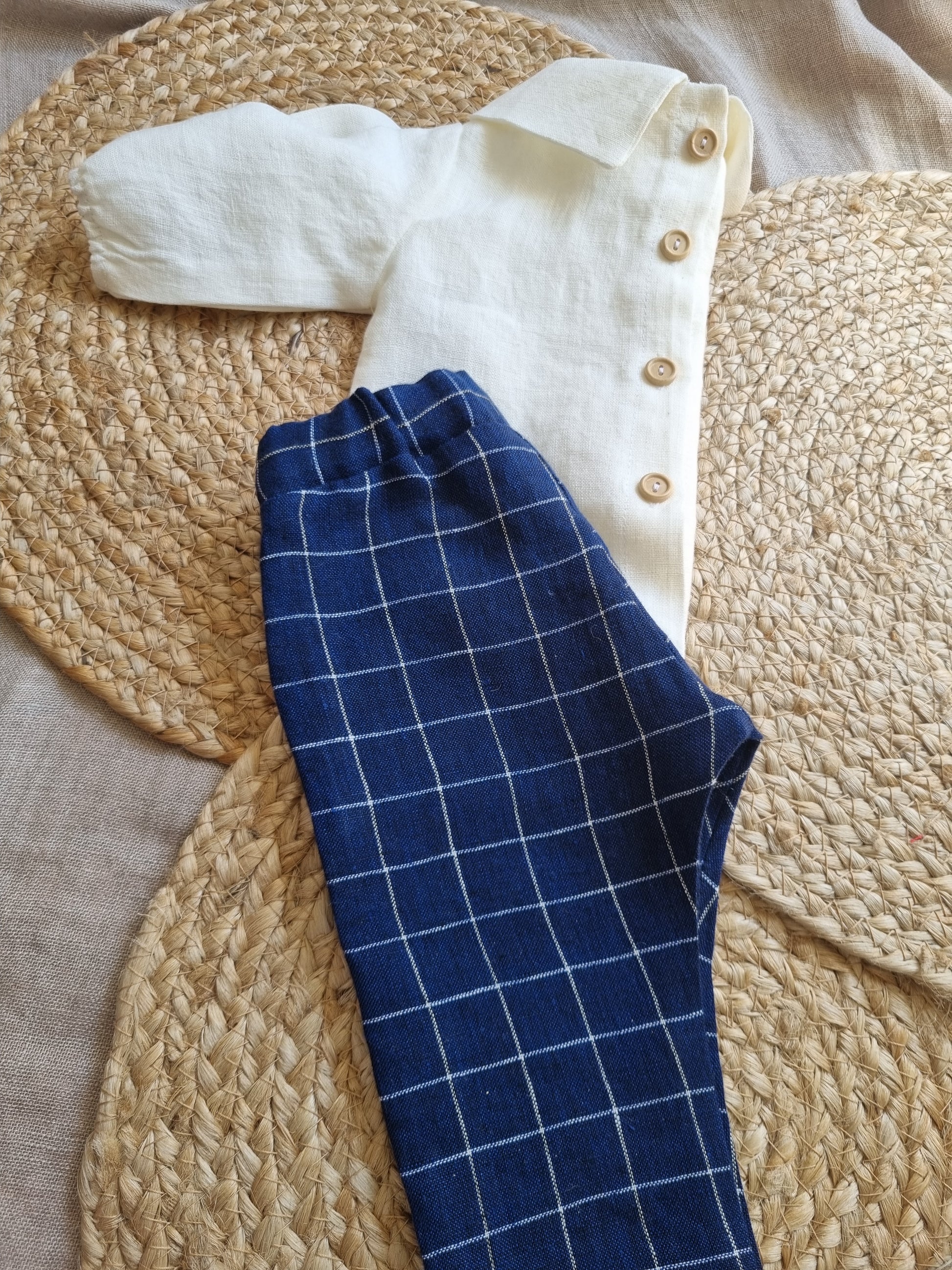 Costum botez din in - GRADINA CU COCONI SRL