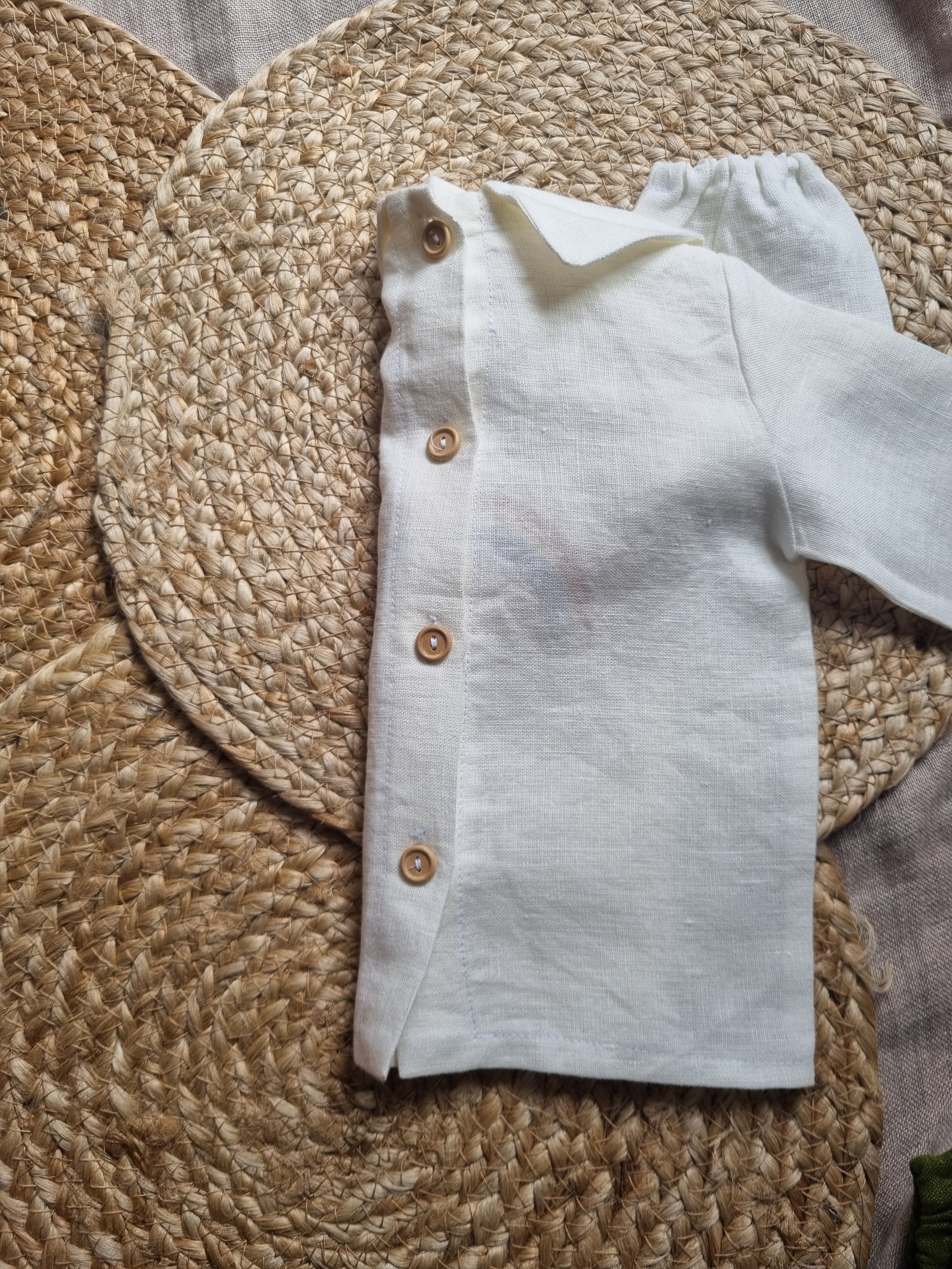 Camasuta din in prespalat, cu guler Peter Pan, culoare Milk White - GRADINA CU COCONI SRL