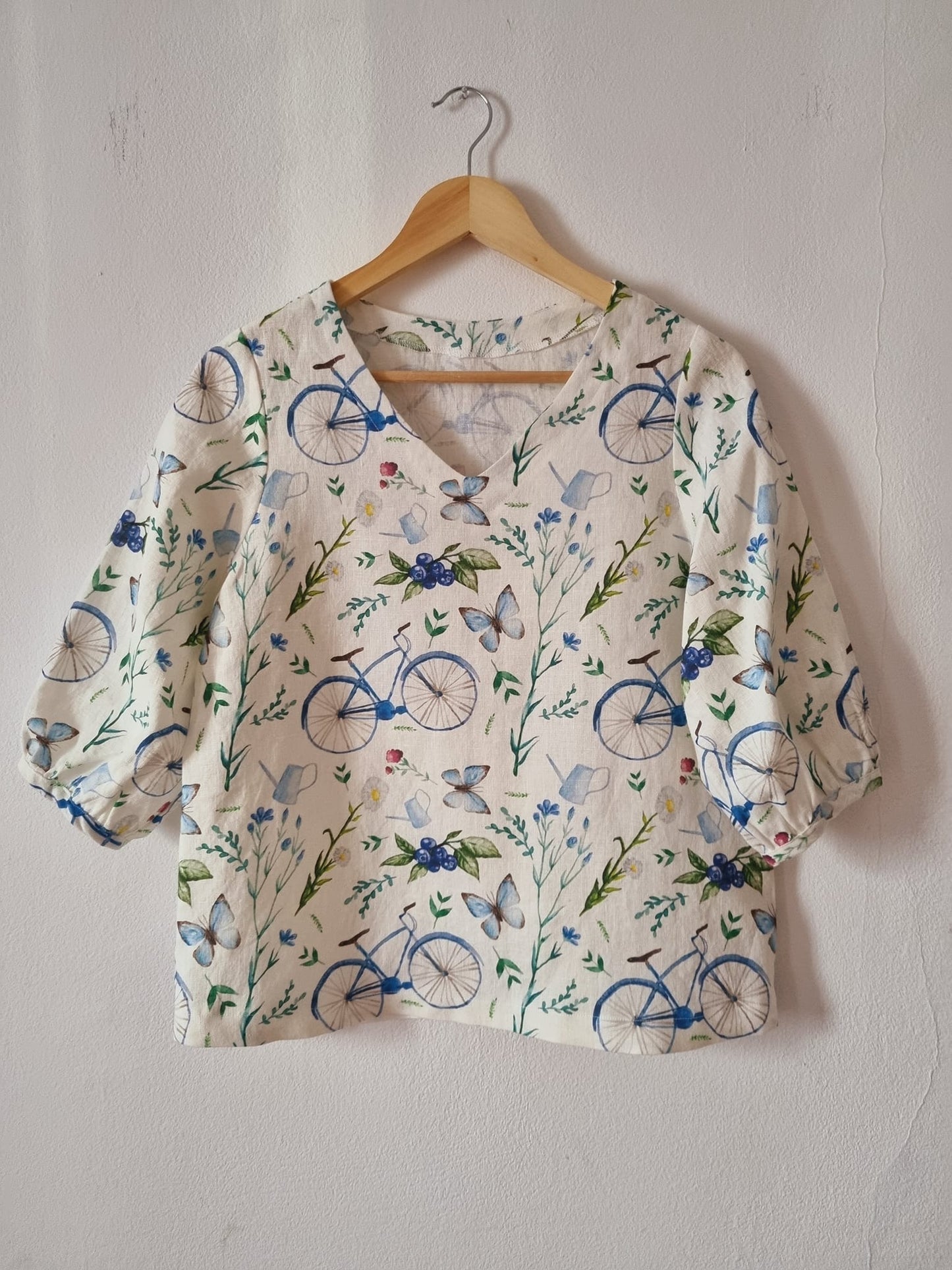 Bishop floral printed linen blouse